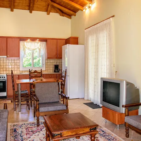 Dual House In Methydrio *