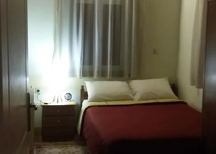 Dual House In Methydrio