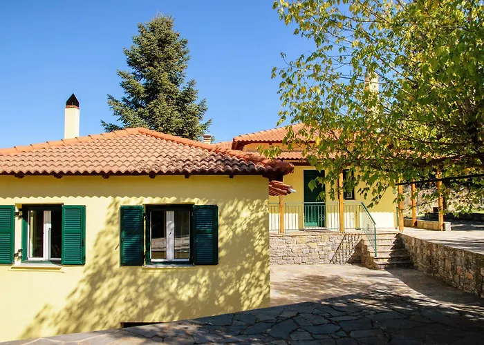 Dual House In Methydrio Апартаменты Витина