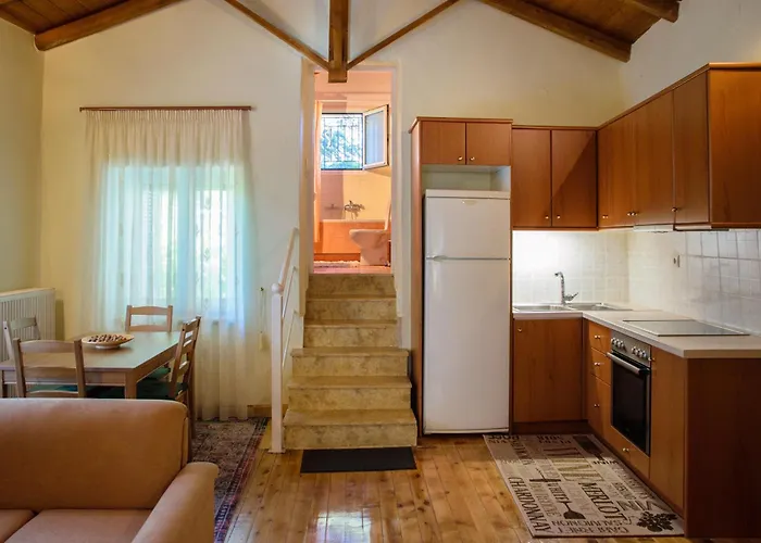 Διαμέρισμα Dual House In Methydrio